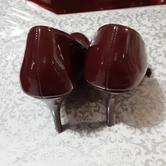 American Eagle Burgundy Heels - Picture 6 of 11